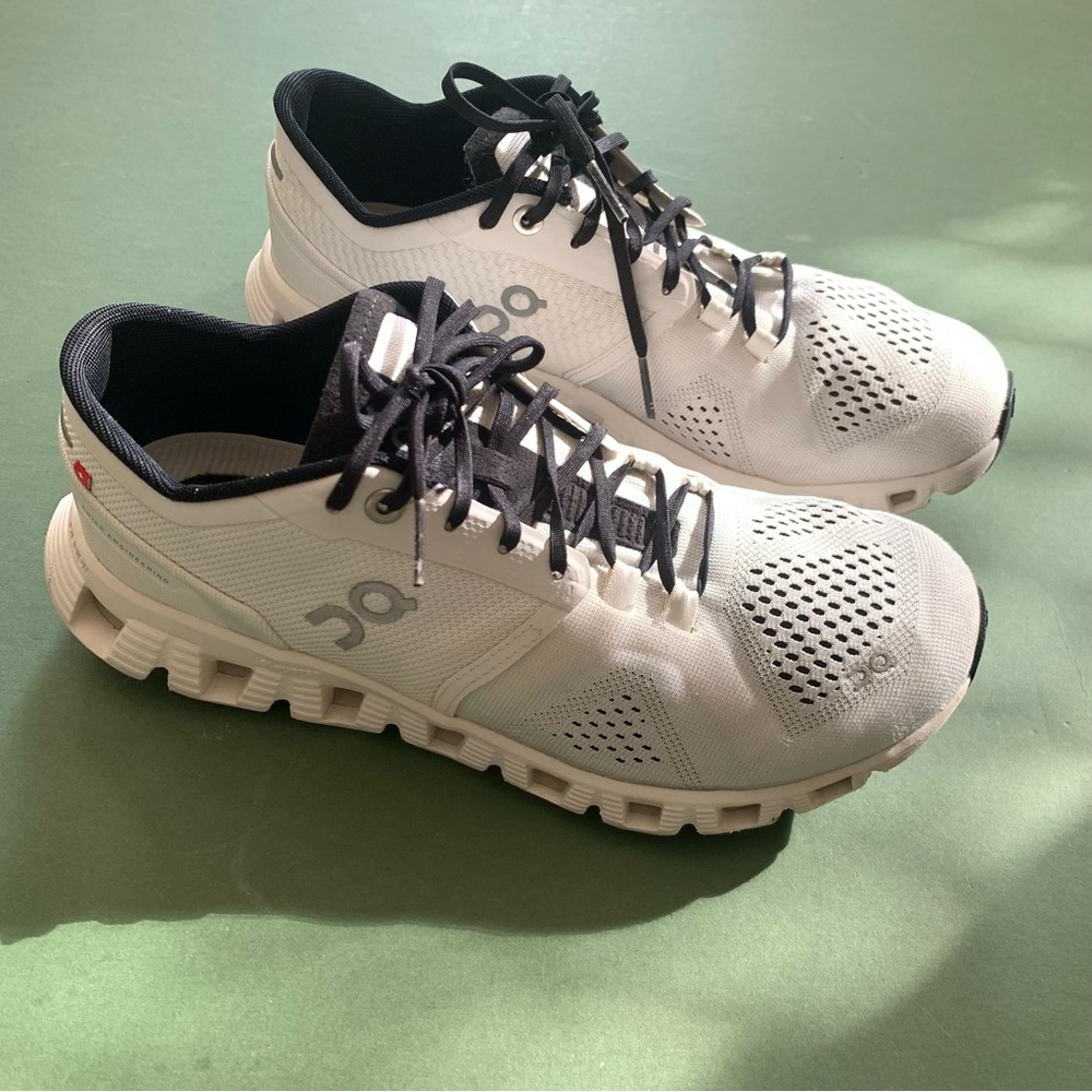 On Cloud X Running Shoes Sneakers White Women Size 8